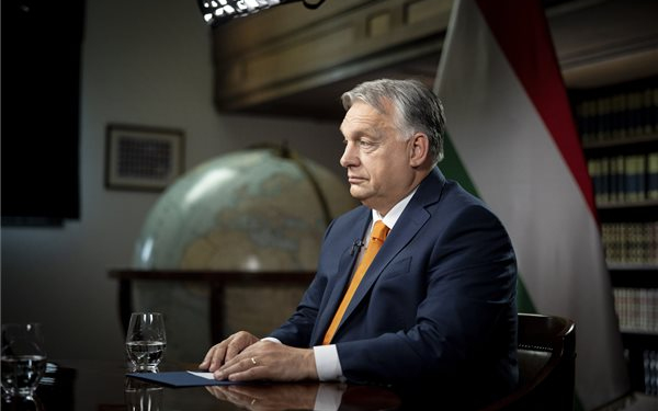 Orbán Viktor: Európában a békepártiak győztek 